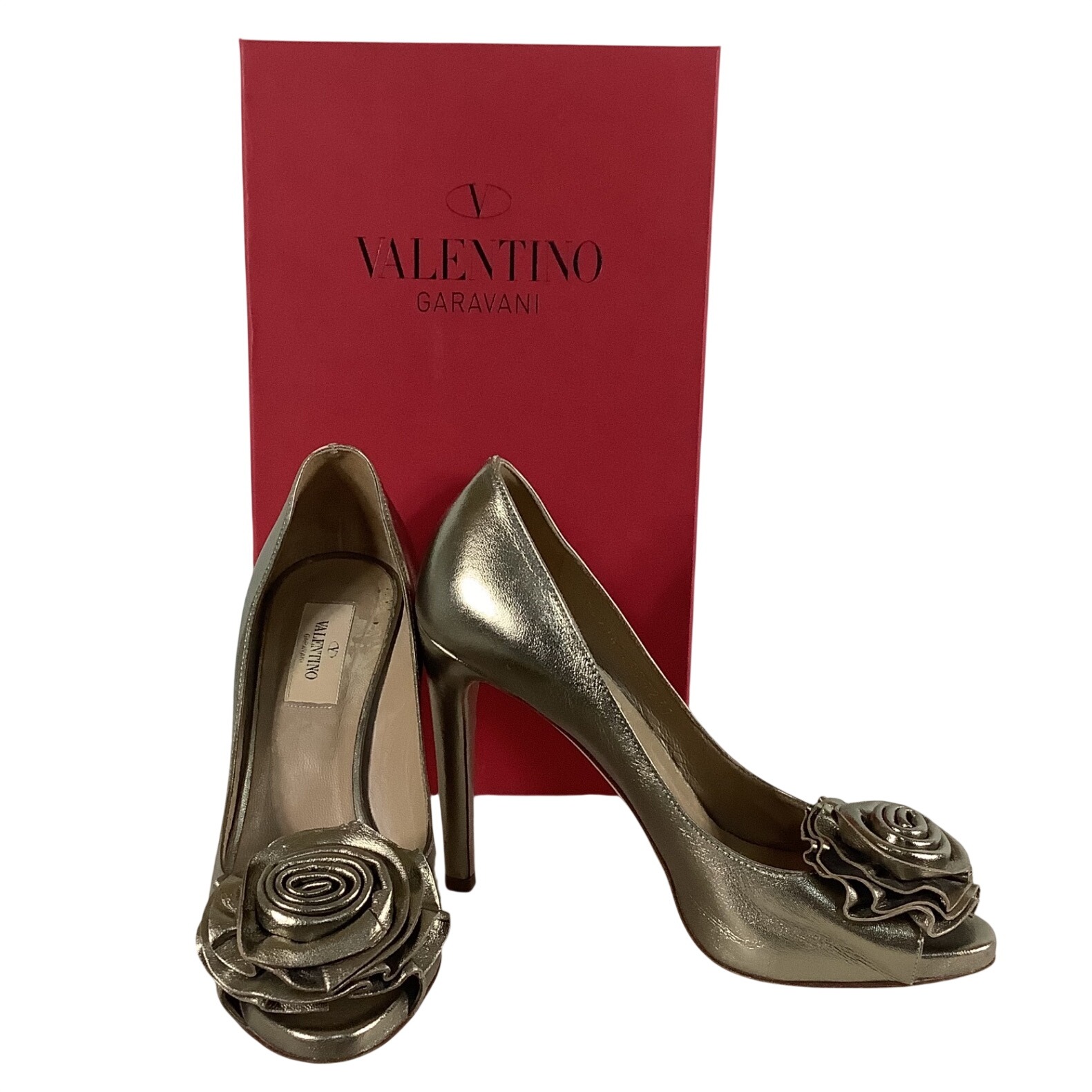 Valentino Garavani Gold Metallic Leather Rosette Peep Toe Pumps Heels Size 37